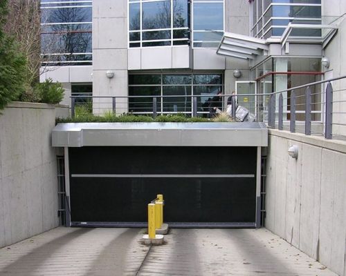 HSBC Corporate office parking