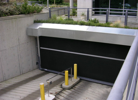 TNR Springless Low Headroom Industrial Door 